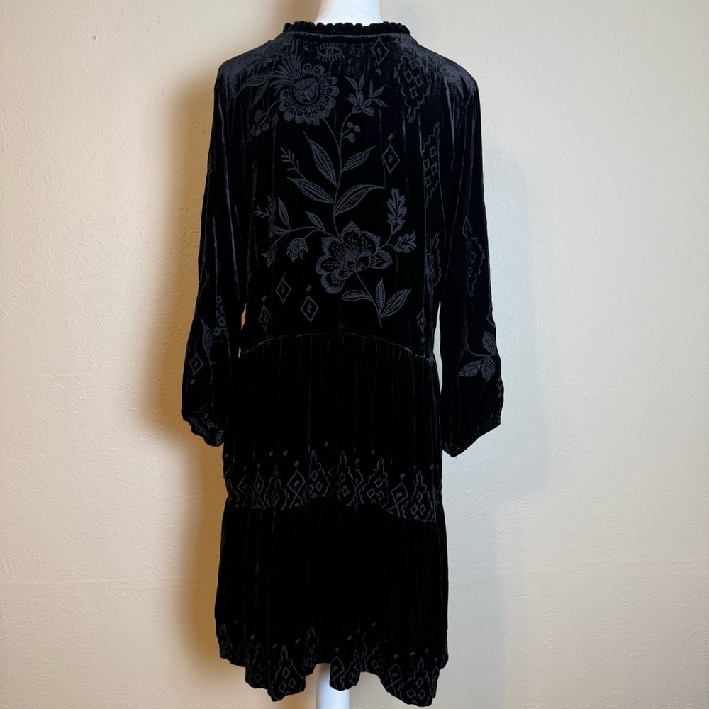 Johnny Was Women’s Ivey Velvet Field Tiered Silk Blend Black Long Sleeve Dress - Picture 3 of 8